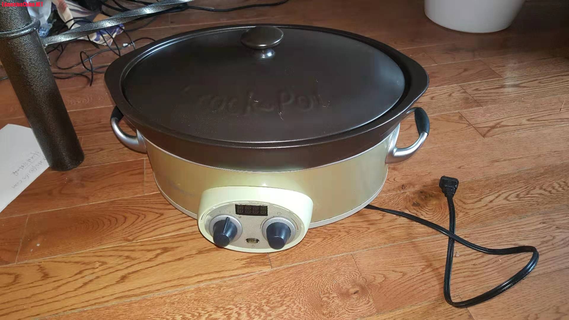 Pressure cooker.jpg